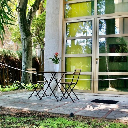 Buenretirope - Confortevoli Appartamentini Con Giardino Pescara Buitenkant foto