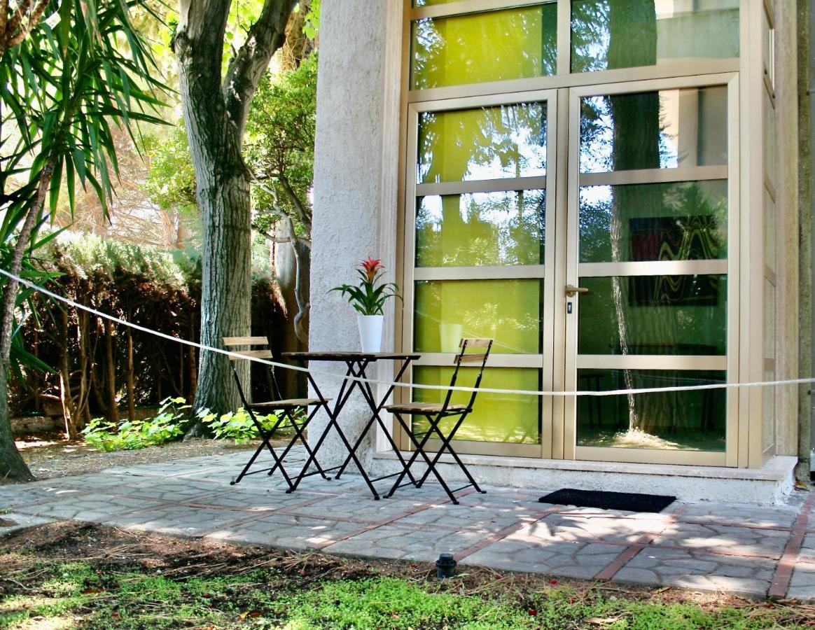 Buenretirope - Confortevoli Appartamentini Con Giardino Pescara Buitenkant foto