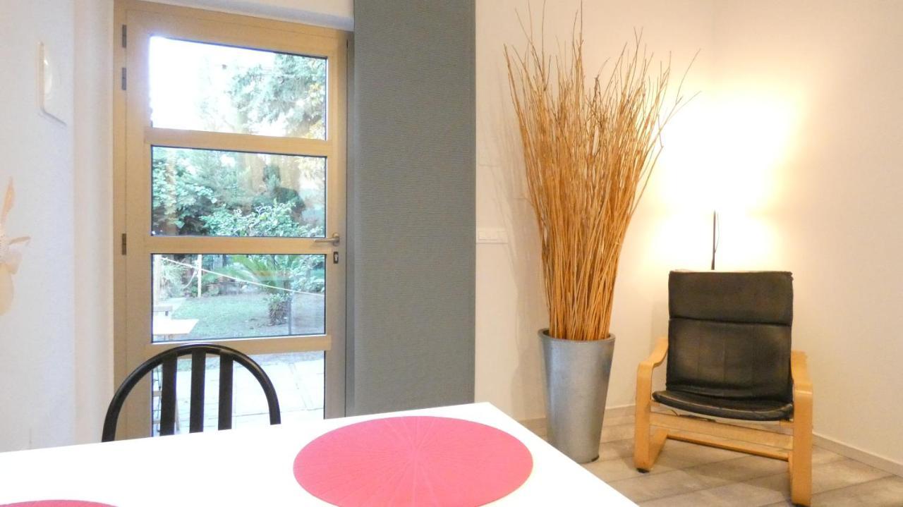Buenretirope - Confortevoli Appartamentini Con Giardino Pescara Buitenkant foto