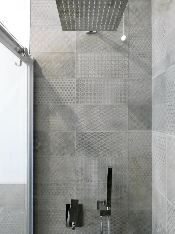Buenretirope - Confortevoli Appartamentini Con Giardino Pescara Buitenkant foto