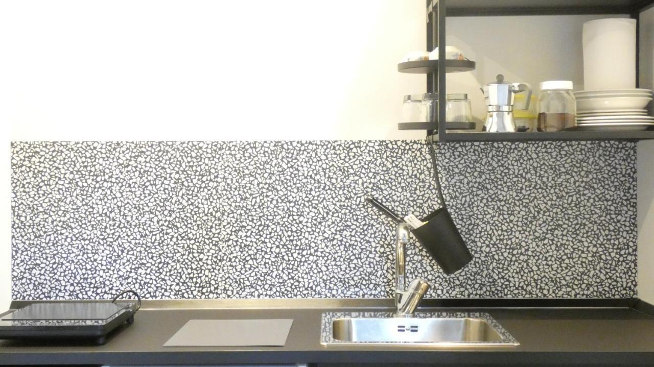 Buenretirope - Confortevoli Appartamentini Con Giardino Pescara Buitenkant foto