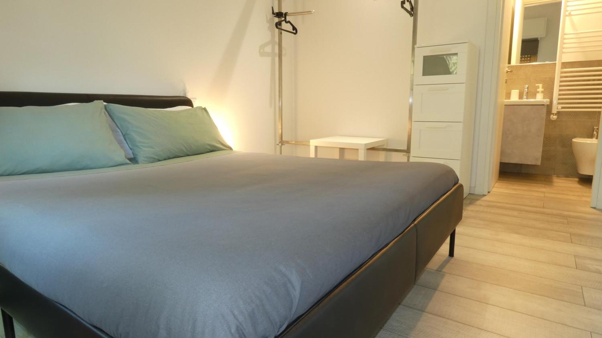 Buenretirope - Confortevoli Appartamentini Con Giardino Pescara Buitenkant foto